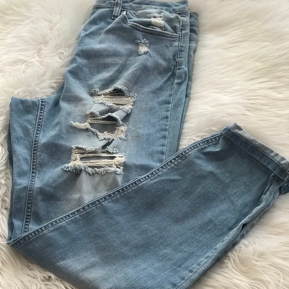 Fashion Nova Denim - Distressed Boyfriend Jeans